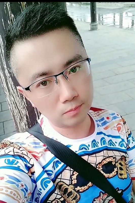 爱吃草的朱丽叶的第二张照片--青岛闪婚服务中心